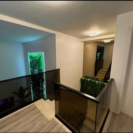 Modern Glam Duplex Tirana