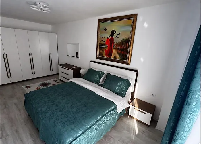 Appartamento Modern Glam Duplex Tirana